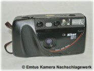 Nikon RF2 wird gezeigt